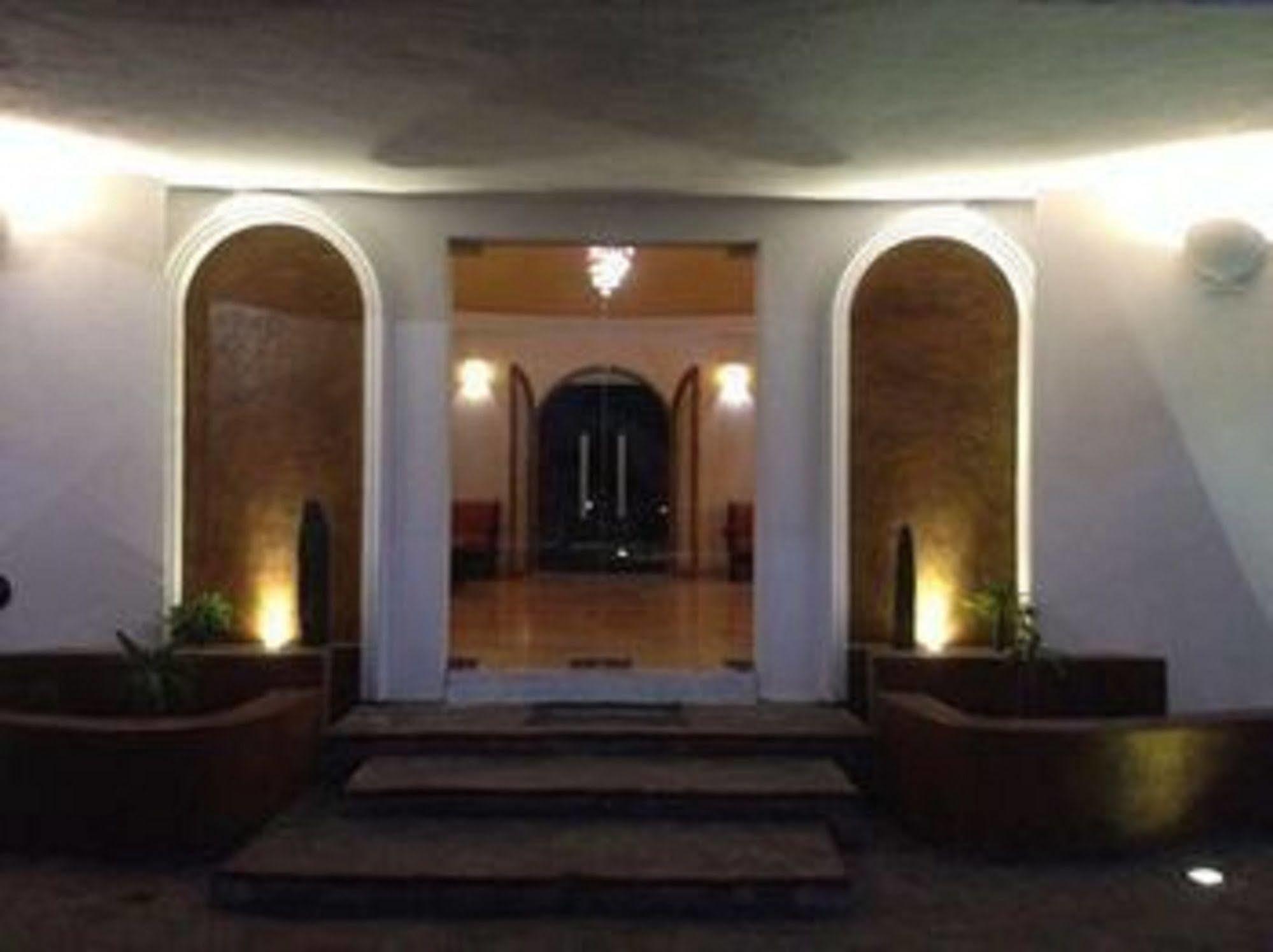 Hotel & Suites El Moro La Paz Eksteriør bilde